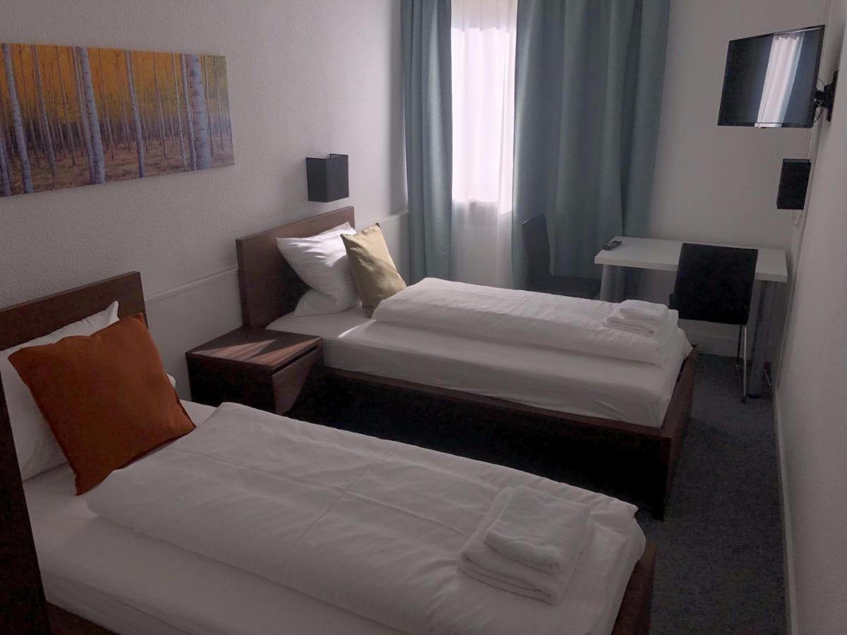 Hotel Birkenblatt Burglengenfeld Bagian luar foto